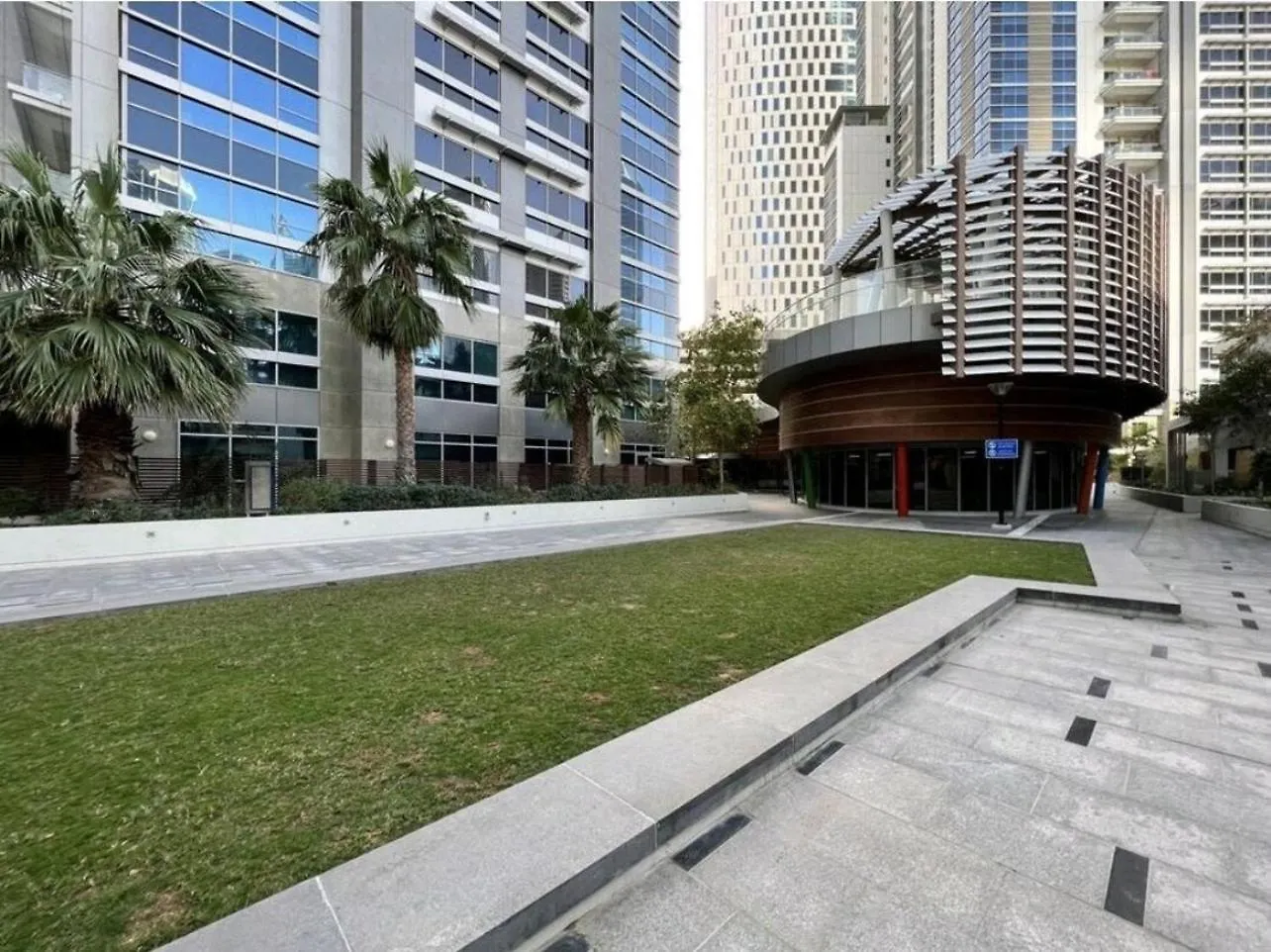 Stylish 1Br With Customized Furniture Apartment Dubai