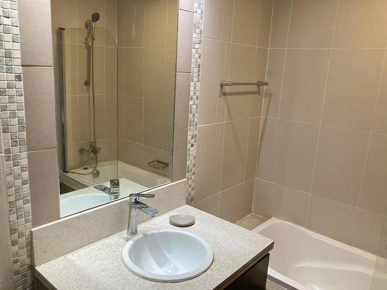 Stylish 1Br With Customized Furniture Apartment Dubai 0*,